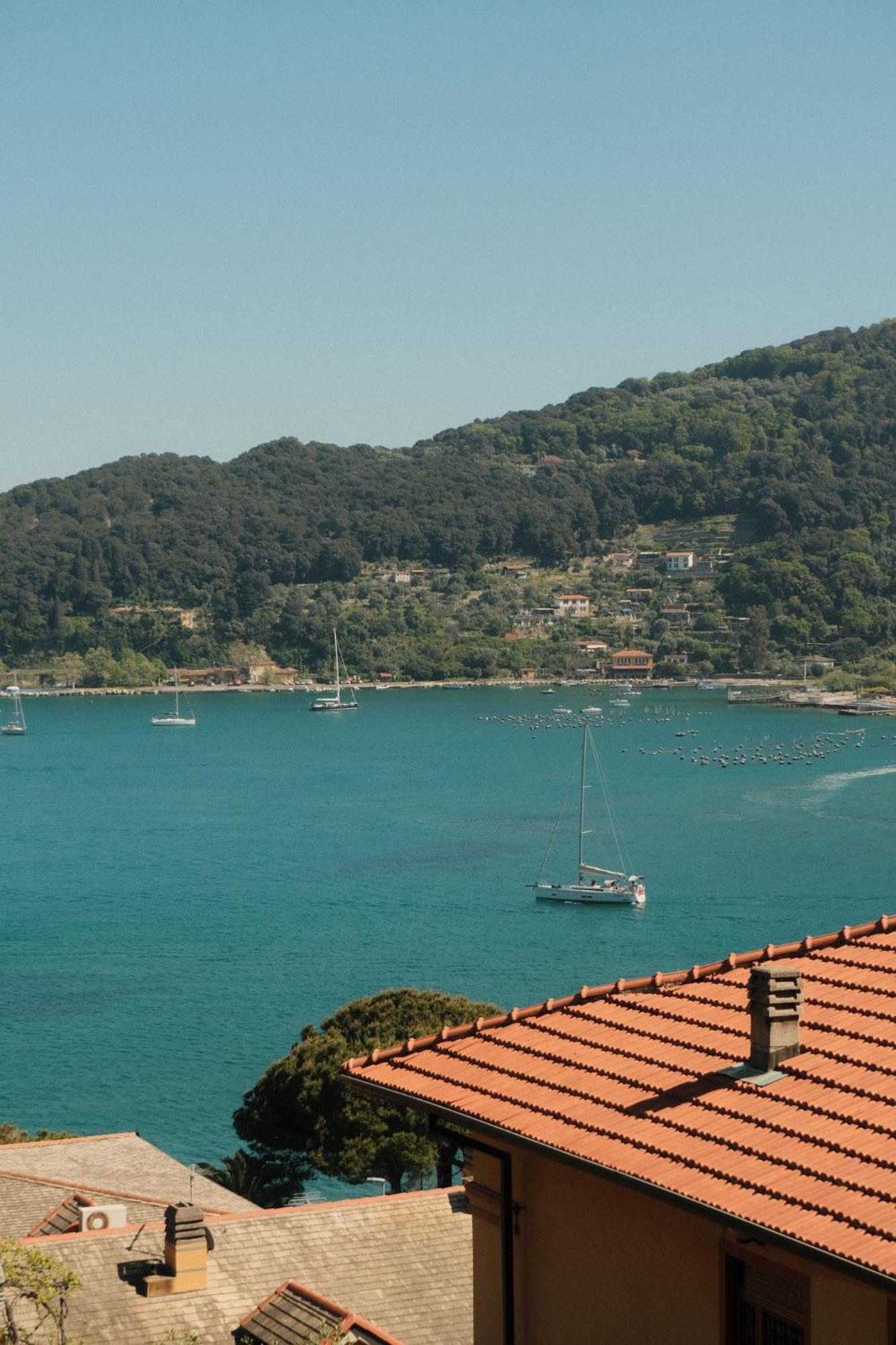 Casa Vacanze Ibiscus Porto Venere Exterior photo